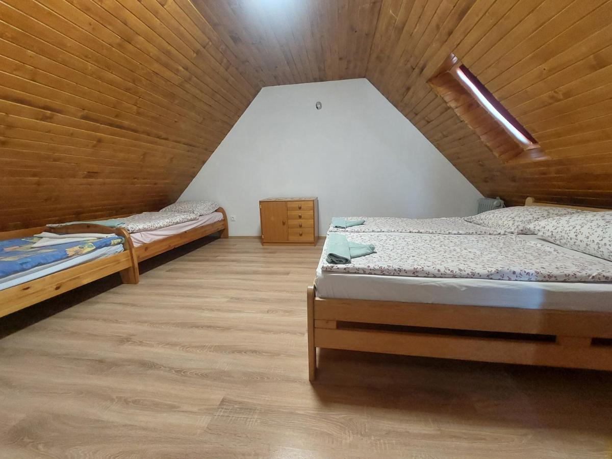 Orbán nyaralóház Villa Kovagoors Esterno foto