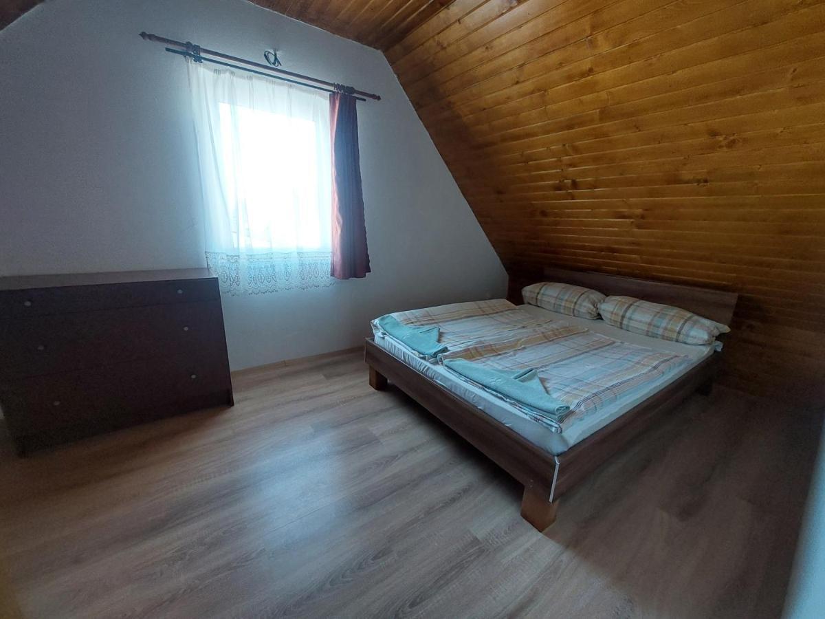Orbán nyaralóház Villa Kovagoors Esterno foto